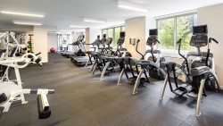 No-Fee Luxury Apartments Gym